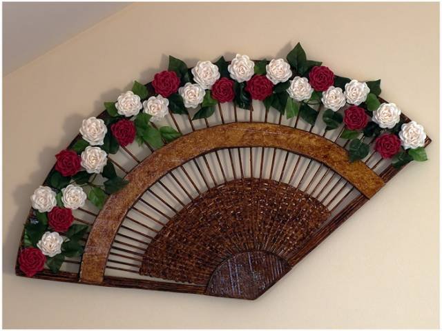 decorative fan from newspaper tubes 19
