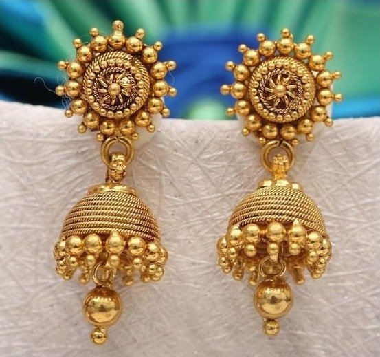 gold earrings 12