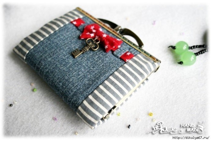 purse with clasp 17