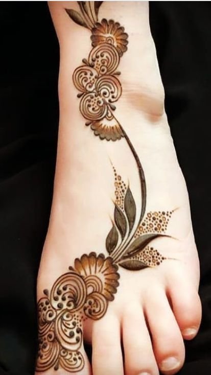 leg mehndi designs 3