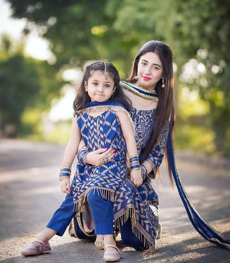 mother daughter matching outfits 1