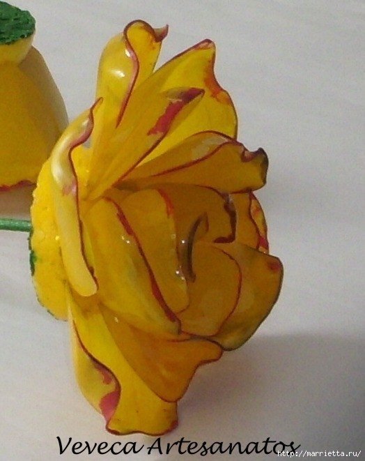 yellow flowers from plastic bottle 3