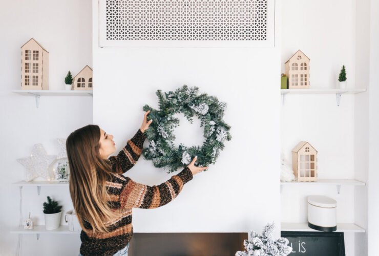 How to Make DIY Christmas Decorations at Home